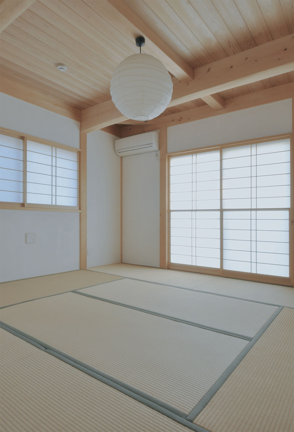 深建工房の和室